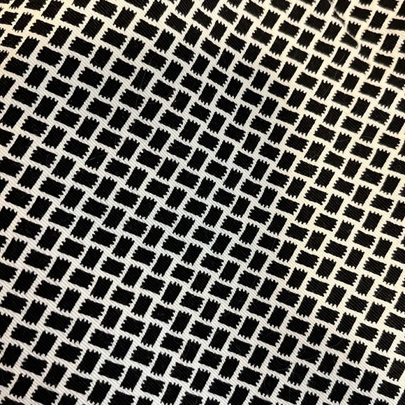 Gap khakis black and white print - Picture 4 of 4